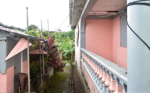 Geneva, GRAND BAY – 3 Bedroom Bungalow Fixer On 7,160.sq.ft. With Sea View