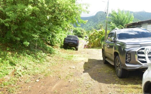 Geneva, GRAND BAY – 3 Bedroom Bungalow Fixer On 7,160.sq.ft. With Sea View