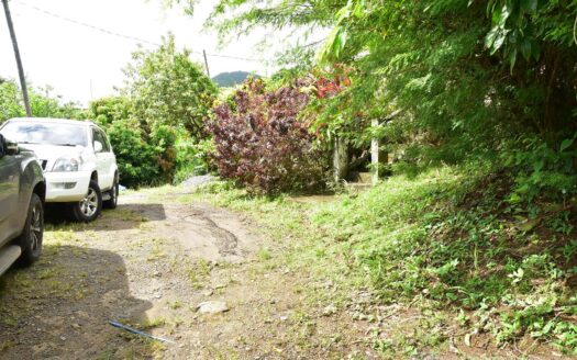 Geneva, GRAND BAY – 3 Bedroom Bungalow Fixer On 7,160.sq.ft. With Sea View