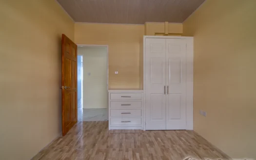 CHECKHALL – 3 Floor, 8 Bedroom Premier Sea View Residence & Income Suite