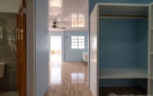 CHECKHALL – 3 Floor, 8 Bedroom Premier Sea View Residence & Income Suite