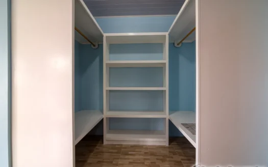 CHECKHALL – 3 Floor, 8 Bedroom Premier Sea View Residence & Income Suite