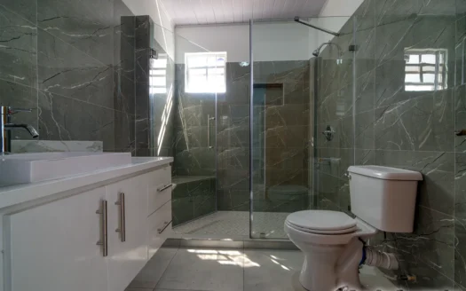 CHECKHALL – 3 Floor, 8 Bedroom Premier Sea View Residence & Income Suite