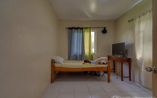 15th Street, CANEFIELD – 3 Floor, 7 Bedroom Sea View Residence