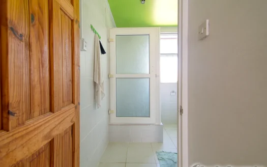 15th Street, CANEFIELD – 3 Floor, 7 Bedroom Sea View Residence