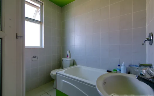 15th Street, CANEFIELD – 3 Floor, 7 Bedroom Sea View Residence