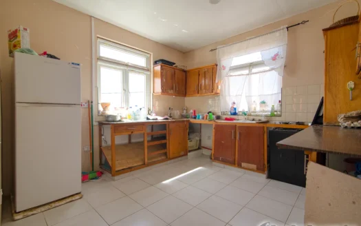 15th Street, CANEFIELD – 3 Floor, 7 Bedroom Sea View Residence