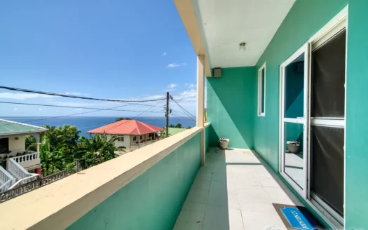 15th Street, CANEFIELD – 3 Floor, 7 Bedroom Sea View Residence