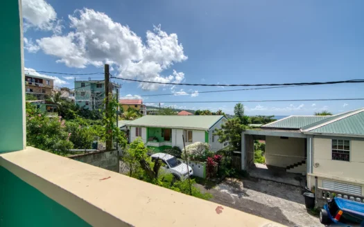15th Street, CANEFIELD – 3 Floor, 7 Bedroom Sea View Residence