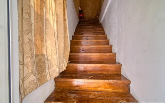 15th Street, CANEFIELD – 3 Floor, 7 Bedroom Sea View Residence