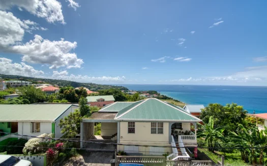 15th Street, CANEFIELD – 3 Floor, 7 Bedroom Sea View Residence