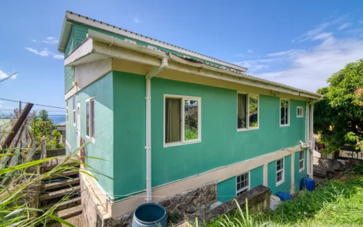 15th Street, CANEFIELD – 3 Floor, 7 Bedroom Sea View Residence