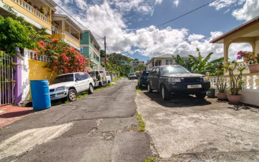 15th Street, CANEFIELD – 3 Floor, 7 Bedroom Sea View Residence