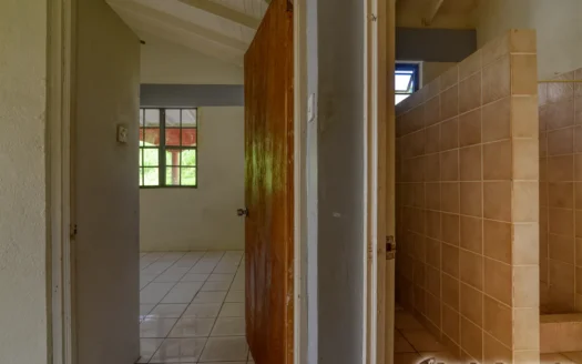 CASTLE COMFORT – 3 Bedroom Spacious Bungalow On Generous Lot with High-Potential Ground Floor