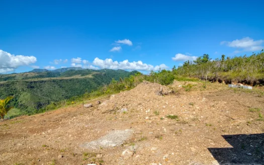 MACOUCHERIE – 3.945 Acres of Gently Sloping Hillside with Astounding Views