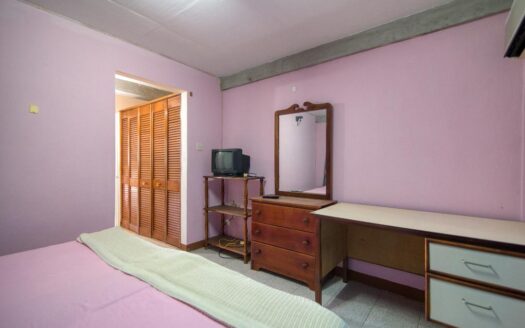 PICARD, Portsmouth – 8 Bedroom Double Apartment Buildings On 1 Acre