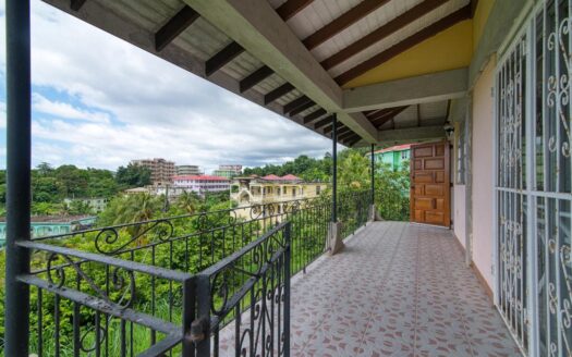 PICARD, Portsmouth – 8 Bedroom Double Apartment Buildings On 1 Acre