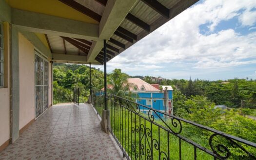 PICARD, Portsmouth – 8 Bedroom Double Apartment Buildings On 1 Acre