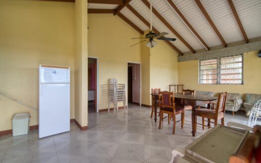 PICARD, Portsmouth – 8 Bedroom Double Apartment Buildings On 1 Acre