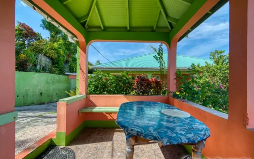 THIBOUD – Adorable 2 Floor 3 Bedroom Hillside Property on 9,263.sq.ft. Offering Panoramic Ocean Views