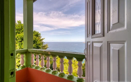 THIBOUD – Adorable 2 Floor 3 Bedroom Hillside Property on 9,263.sq.ft. Offering Panoramic Ocean Views