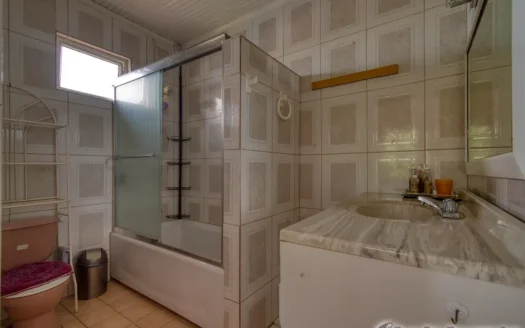 THIBOUD – Adorable 2 Floor 3 Bedroom Hillside Property on 9,263.sq.ft. Offering Panoramic Ocean Views