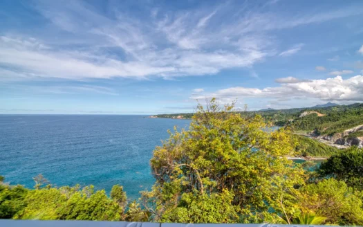 THIBOUD – Adorable 2 Floor 3 Bedroom Hillside Property on 9,263.sq.ft. Offering Panoramic Ocean Views
