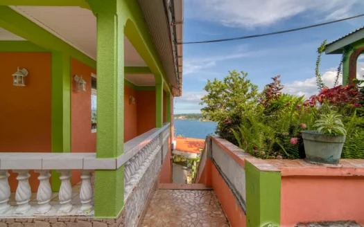 THIBOUD – Adorable 2 Floor 3 Bedroom Hillside Property on 9,263.sq.ft. Offering Panoramic Ocean Views