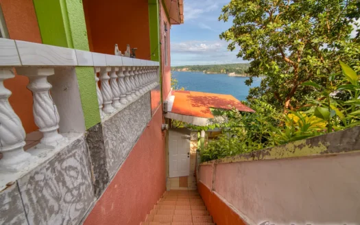 THIBOUD – Adorable 2 Floor 3 Bedroom Hillside Property on 9,263.sq.ft. Offering Panoramic Ocean Views
