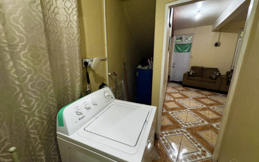3 BEDROOM FURNISHED HOME FOR RENT IN ROSEAU