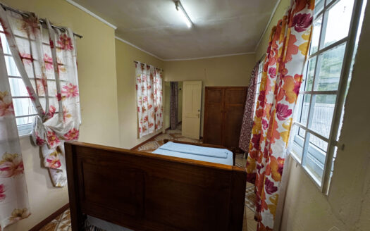 3 BEDROOM FURNISHED HOME FOR RENT IN ROSEAU