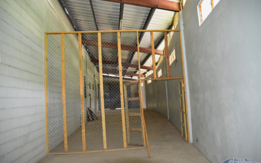 Prime Commercial Warehouse and Office Space for Rent in Fond Cole