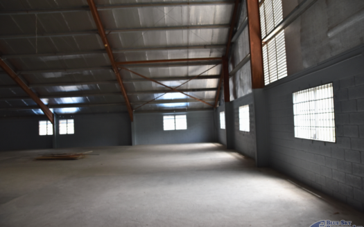 Prime Commercial Warehouse and Office Space for Rent in Fond Cole
