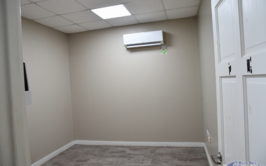Prime Commercial Warehouse and Office Space for Rent in Fond Cole