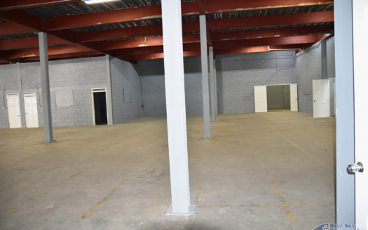 Prime Commercial Warehouse and Office Space for Rent in Fond Cole